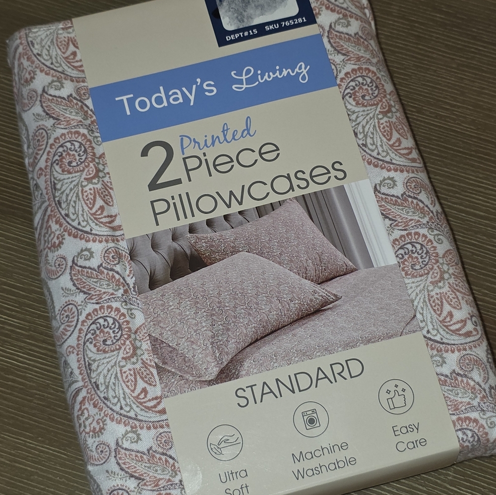 Today's Living Paisley Pillowcases - Pink and White